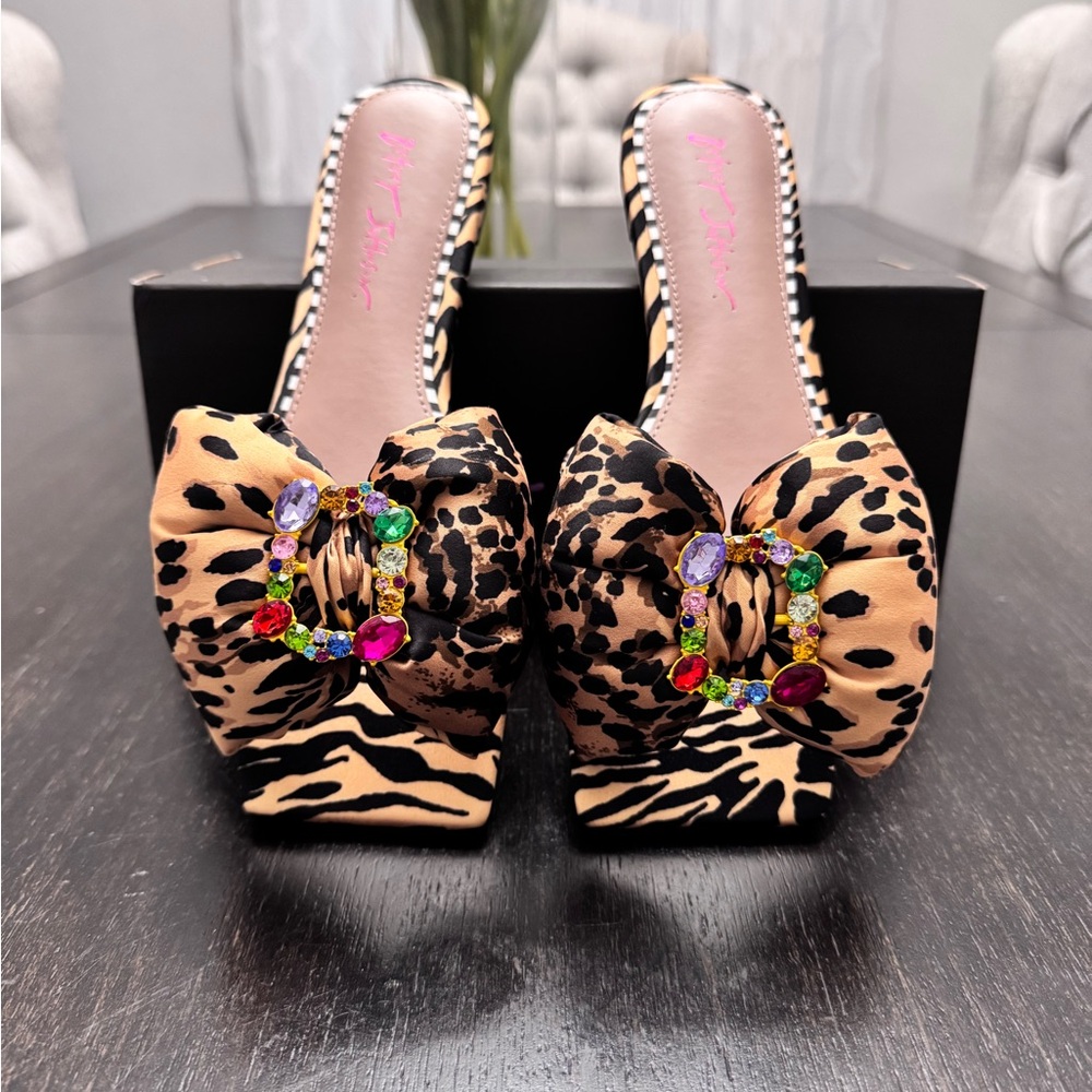 Betsey Johnson Leopard Print Bow Women's Shoes
